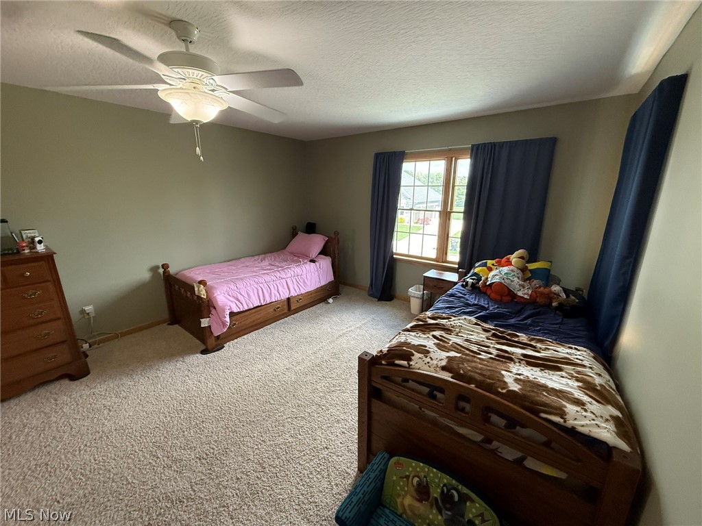 734 Pga Boulevard NE New Philadelphia OH 44663