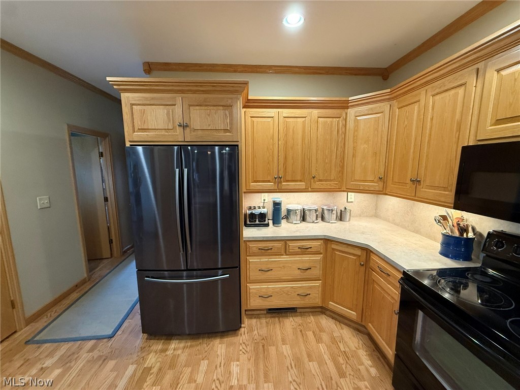 734 Pga Boulevard NE New Philadelphia OH 44663