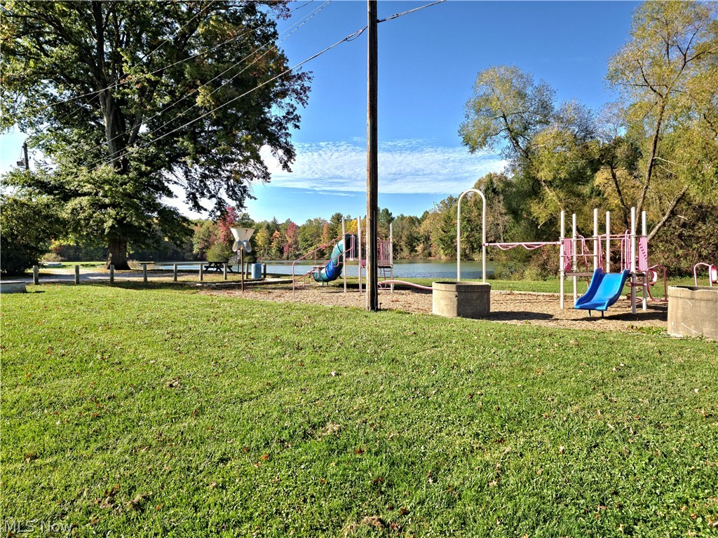 12338 Honeylocust Lane Garrettsville OH 44231