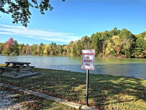 12338 Honeylocust Lane Garrettsville OH 44231