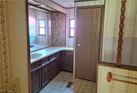 12338 Honeylocust Lane Garrettsville OH 44231