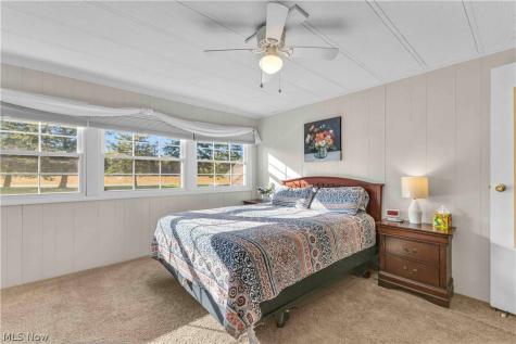 131 Hickory Circle Elyria OH 44035