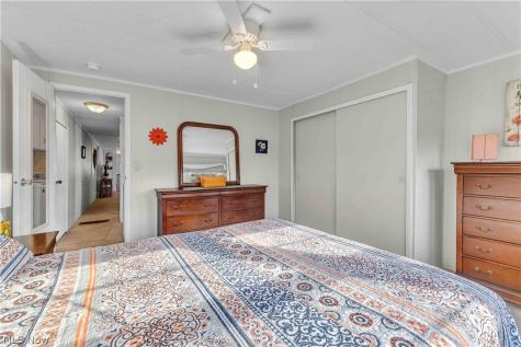 131 Hickory Circle Elyria OH 44035
