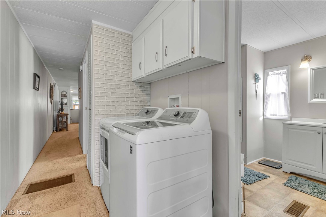 131 Hickory Circle Elyria OH 44035