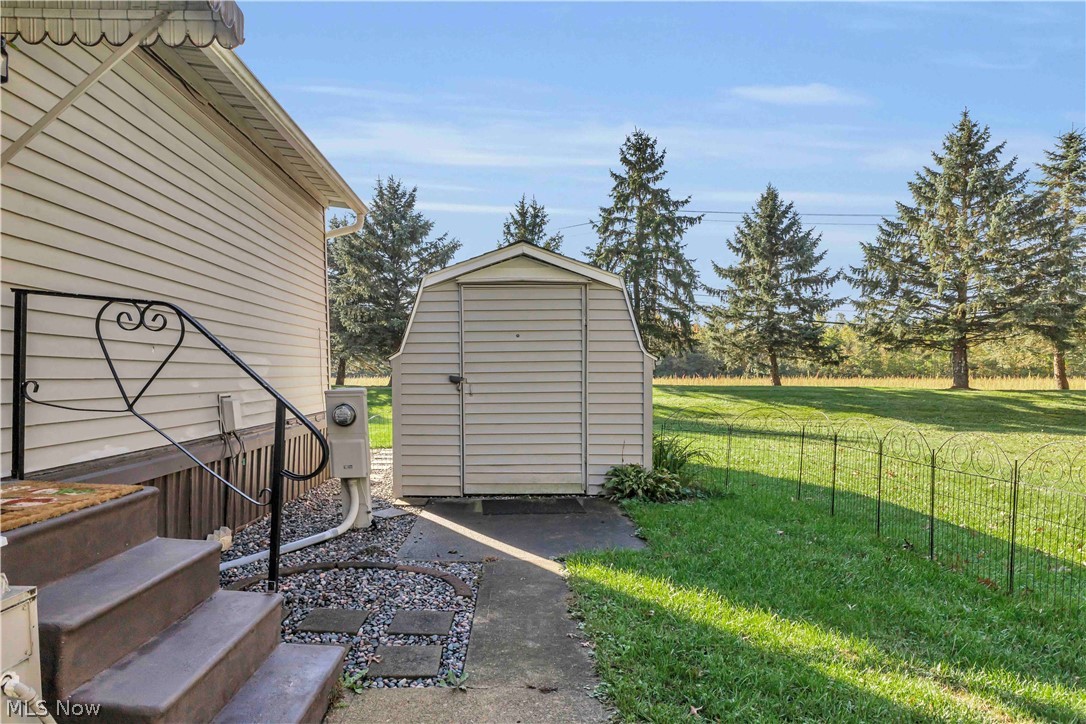 131 Hickory Circle Elyria OH 44035