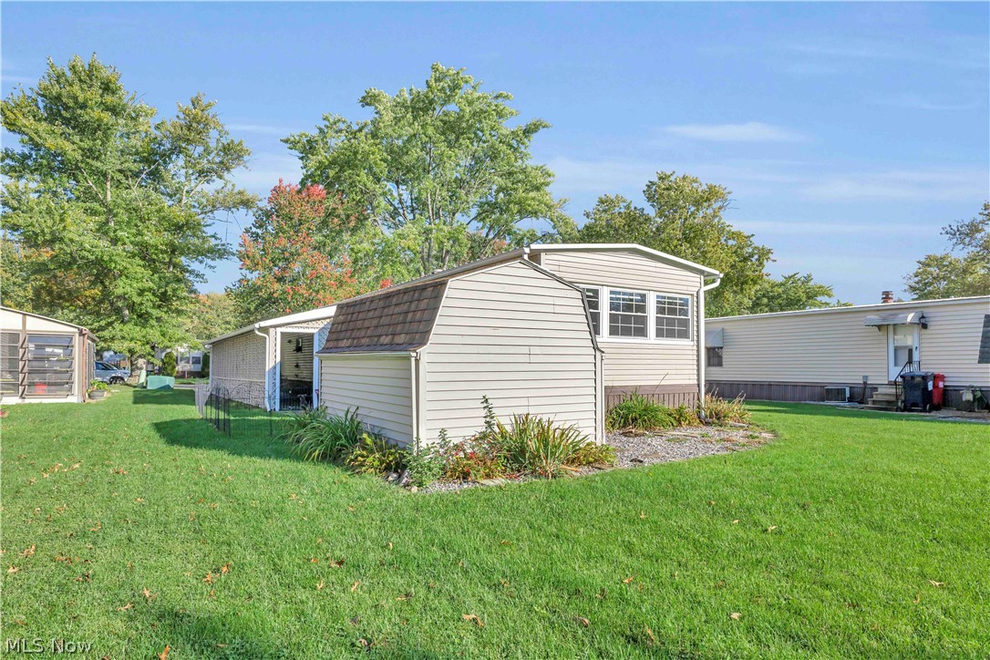 131 Hickory Circle Elyria OH 44035
