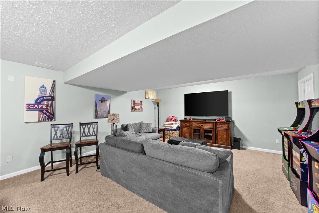 4712 Churchill Drive Avon OH 44011