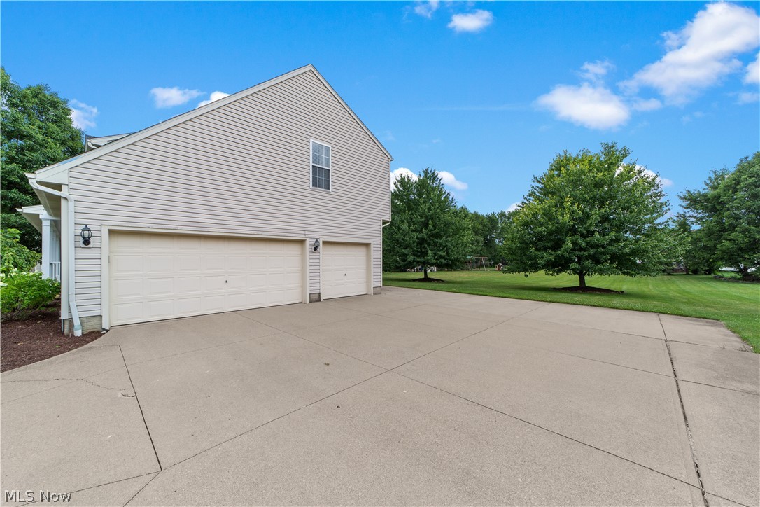 4712 Churchill Drive Avon OH 44011