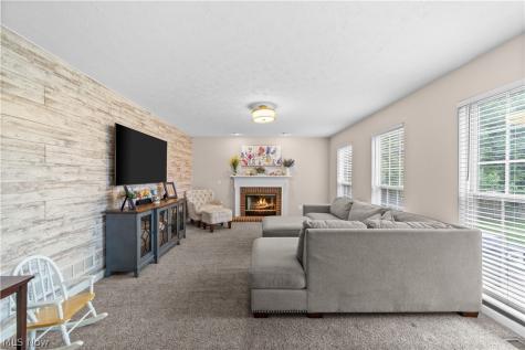 4712 Churchill Drive Avon OH 44011