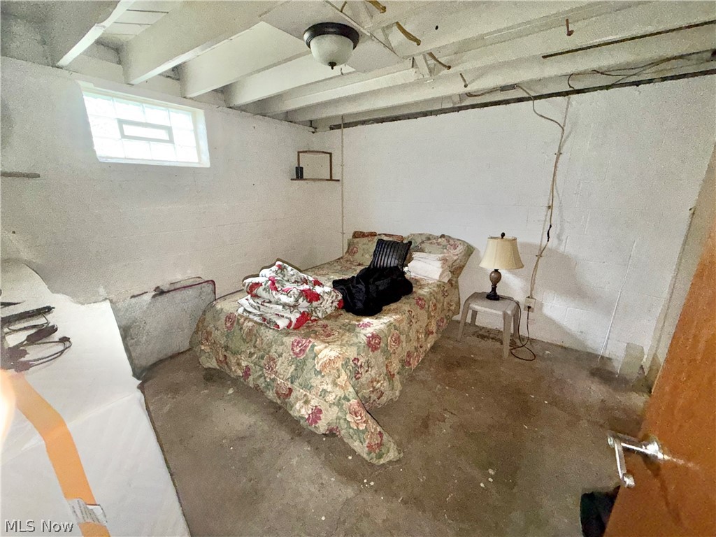 616 Garfield Avenue Elyria OH 44035
