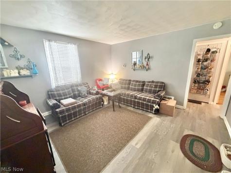 616 Garfield Avenue Elyria OH 44035