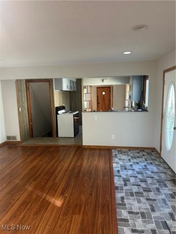 2143 Eaton Drive Avon OH 44011