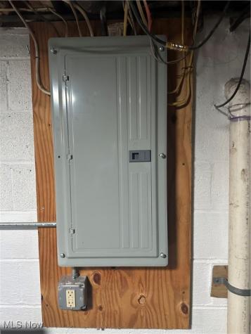 2143 Eaton Drive Avon OH 44011