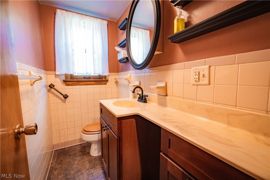 5 Lee Drive Poland OH 44514