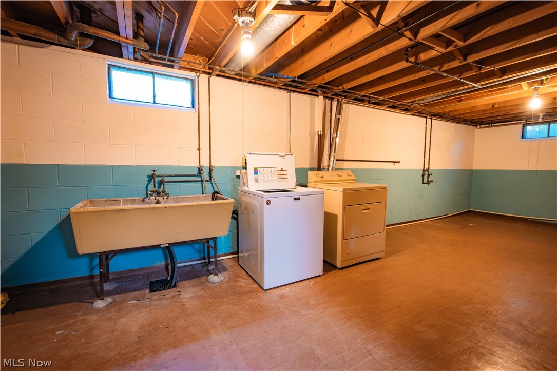 5 Lee Drive Poland OH 44514