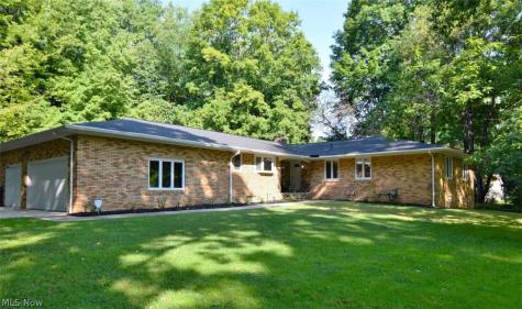 4240 Som Center Road Moreland Hills OH 44022