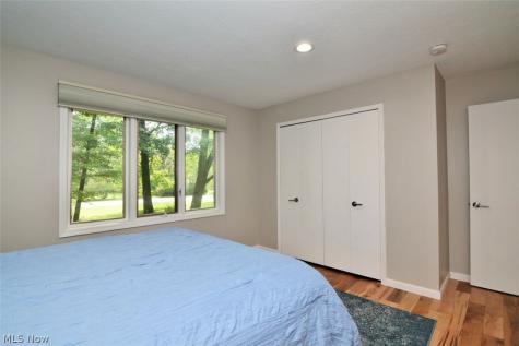4240 Som Center Road Moreland Hills OH 44022