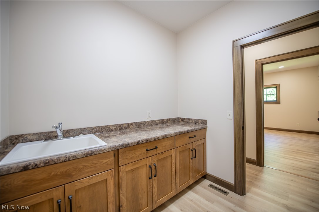 453 Shane Avenue Waynesburg OH 44688