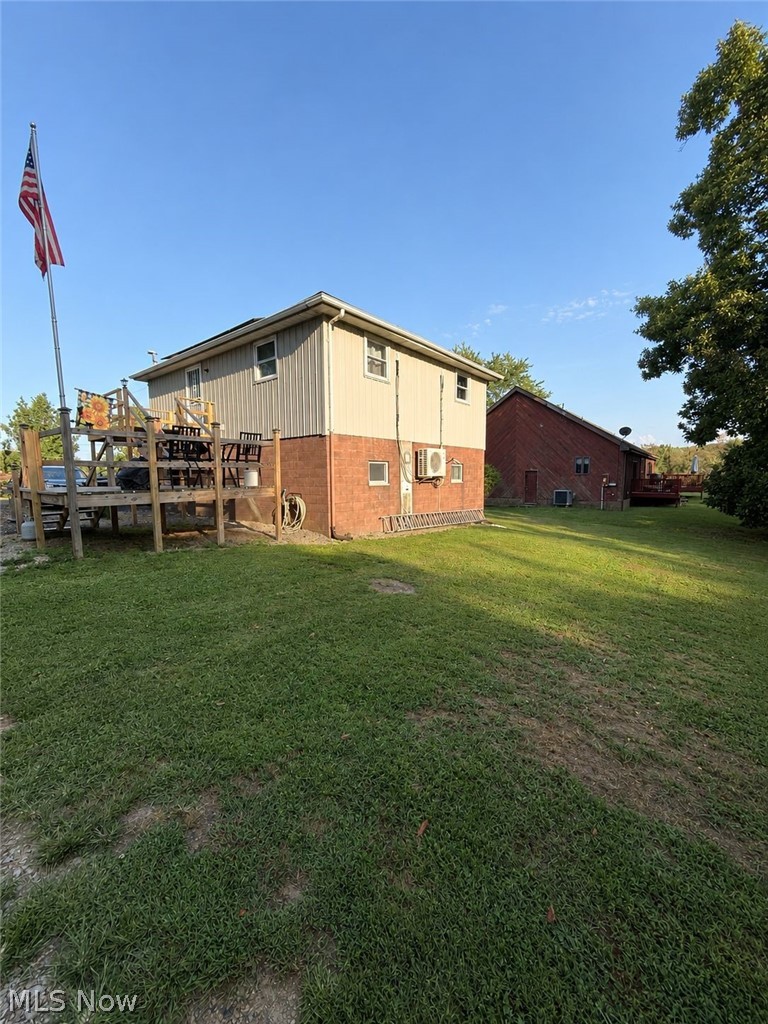 1006 Township Road 217 Bloomingdale OH 43910