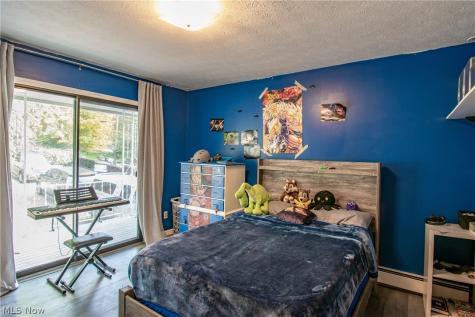 320 Hanna Drive Tallmadge OH 44278