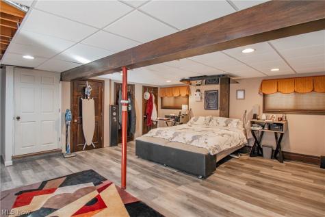 320 Hanna Drive Tallmadge OH 44278