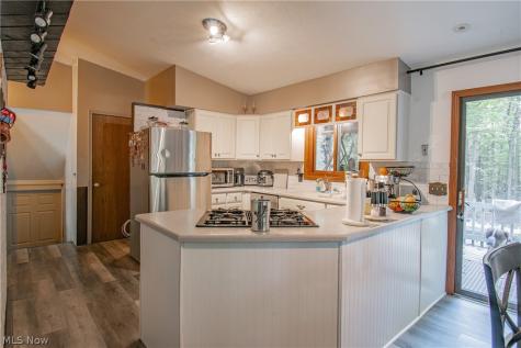 320 Hanna Drive Tallmadge OH 44278