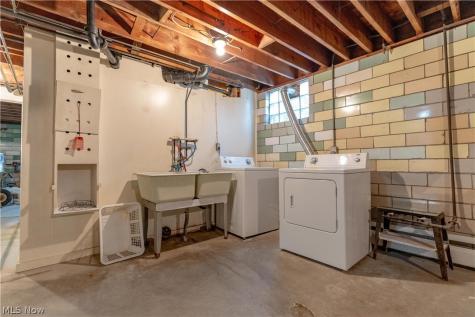 525 33rd Street NW Canton OH 44709