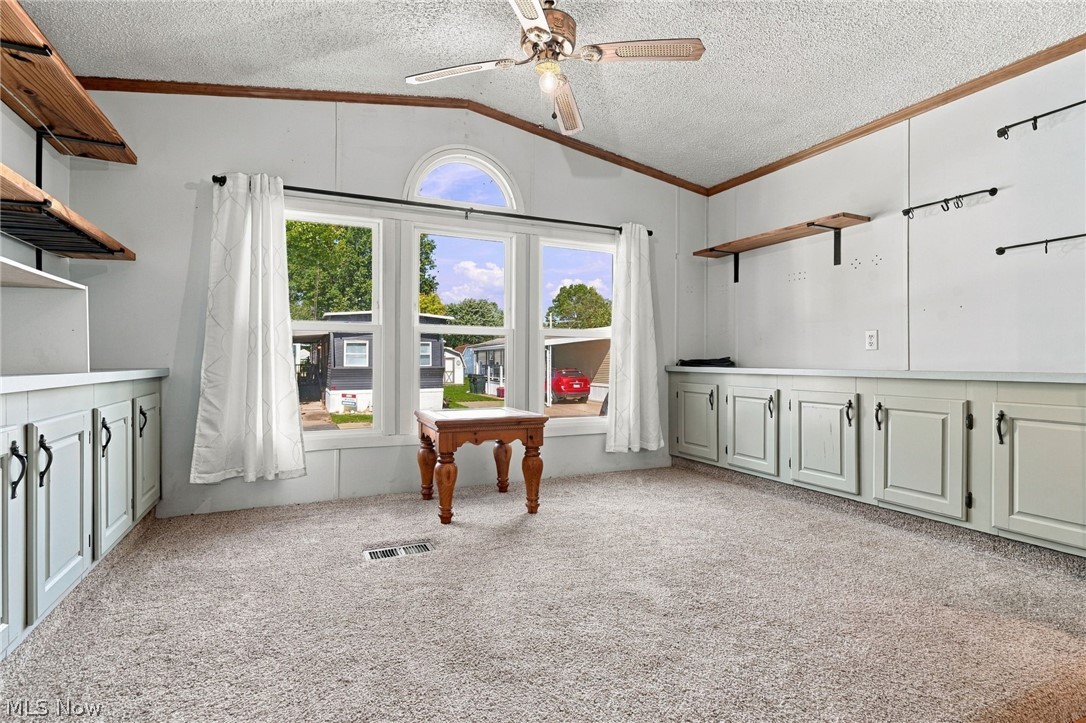 23 Oakwood Street Beloit OH 44609