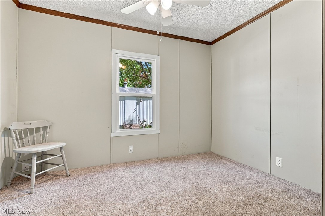 23 Oakwood Street Beloit OH 44609