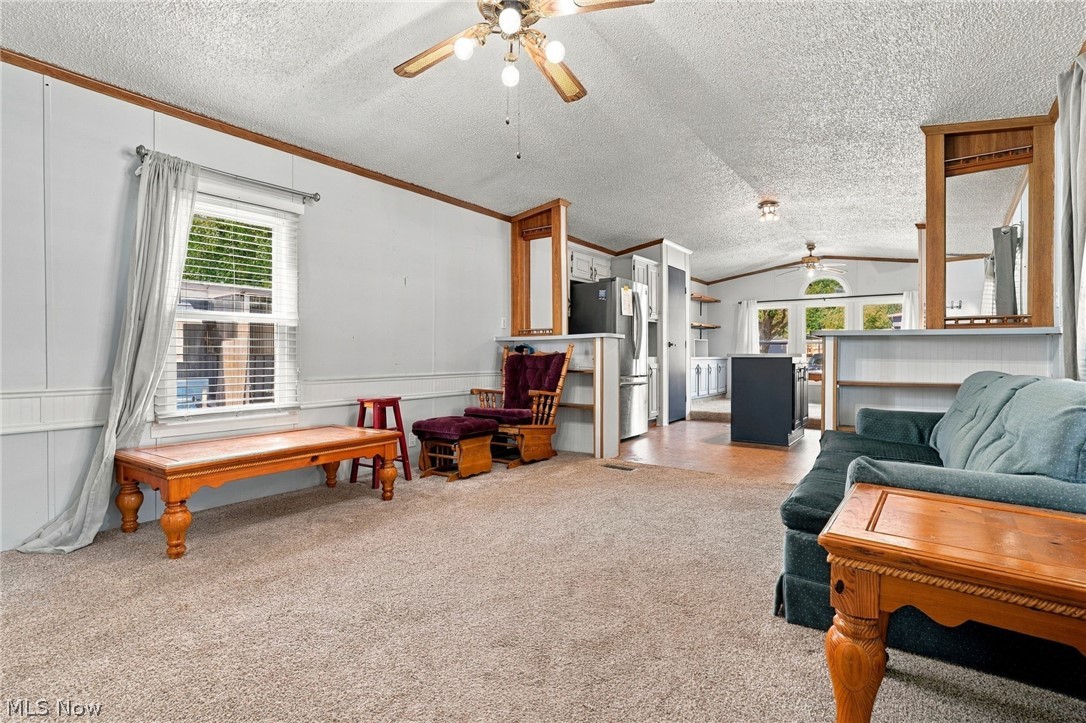 23 Oakwood Street Beloit OH 44609