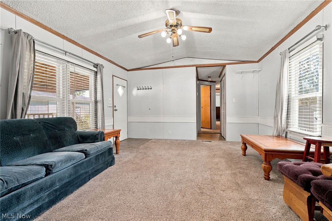 23 Oakwood Street Beloit OH 44609