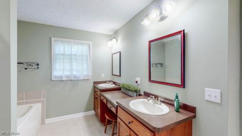 5500 Som Center Road Solon OH 44139