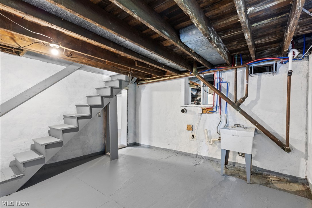 70042 1st Street Flushing OH 43977