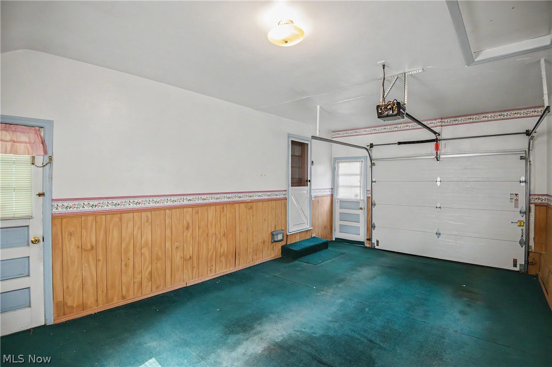631 Adelaide Avenue NE Warren OH 44483
