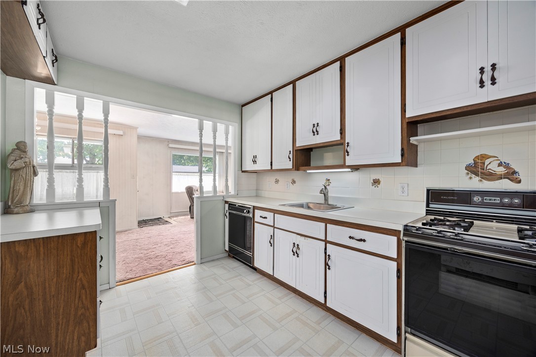 9298 Newkirk Drive Parma Heights OH 44130