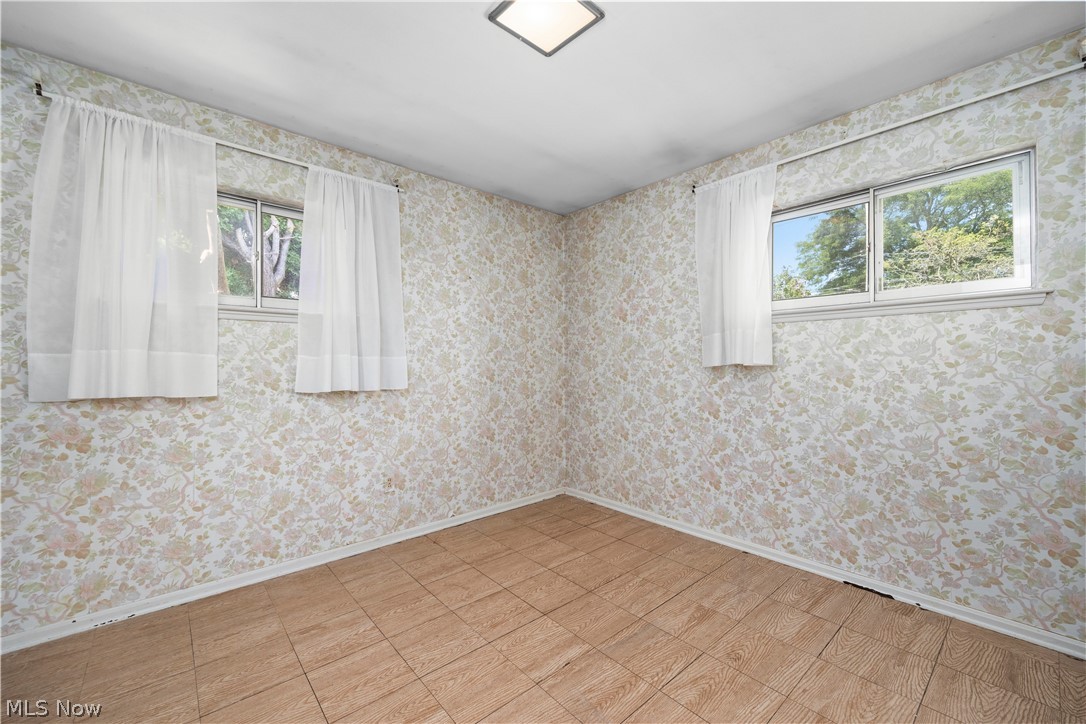 9298 Newkirk Drive Parma Heights OH 44130