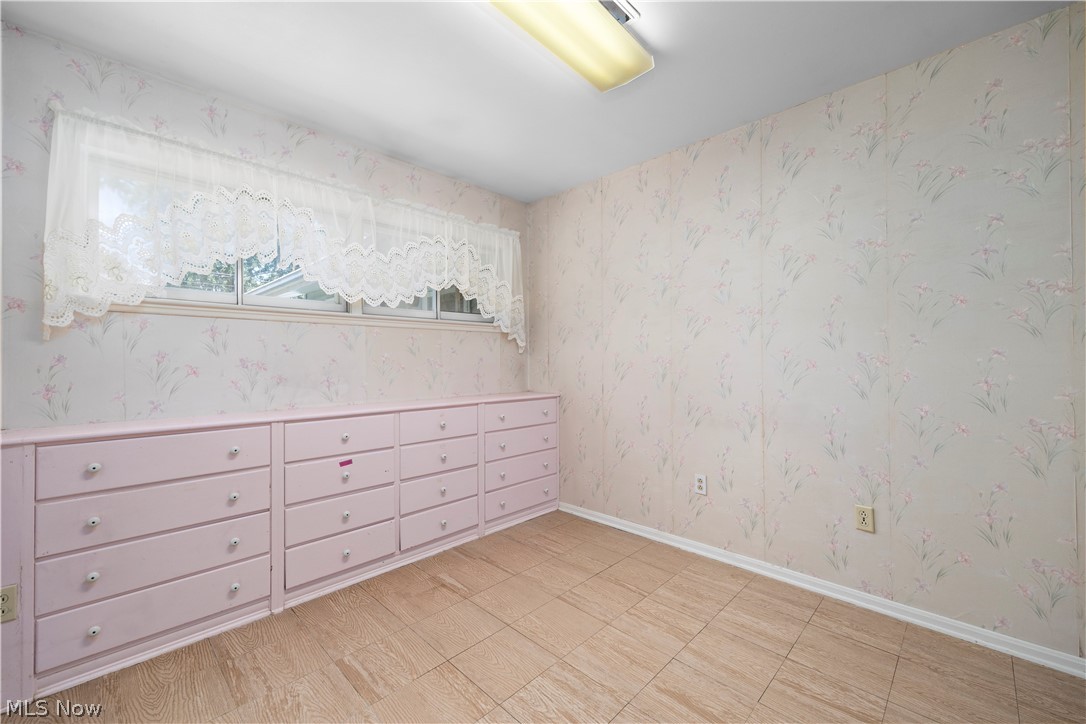 9298 Newkirk Drive Parma Heights OH 44130