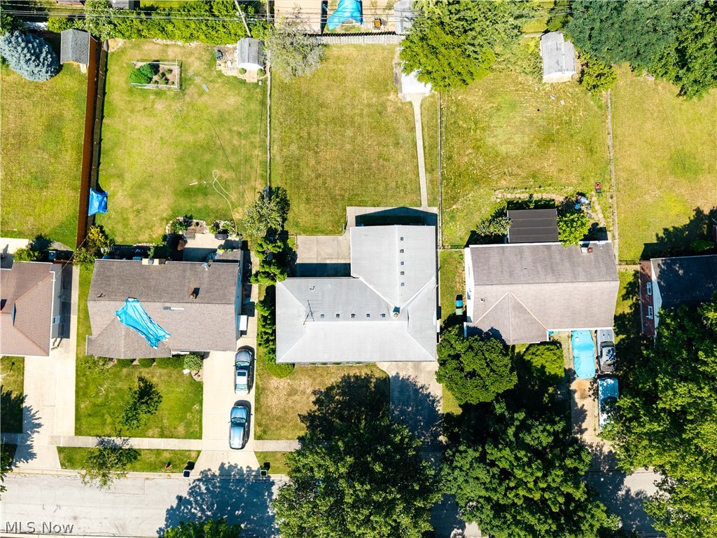 9298 Newkirk Drive Parma Heights OH 44130