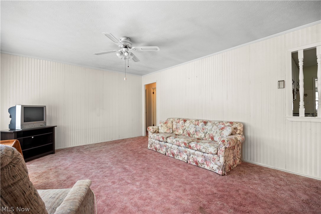 9298 Newkirk Drive Parma Heights OH 44130