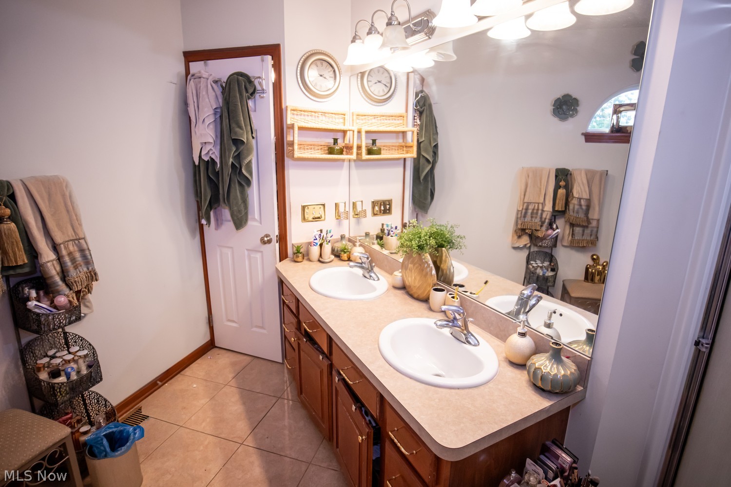 1683 Mccausland Drive Hudson OH 44236