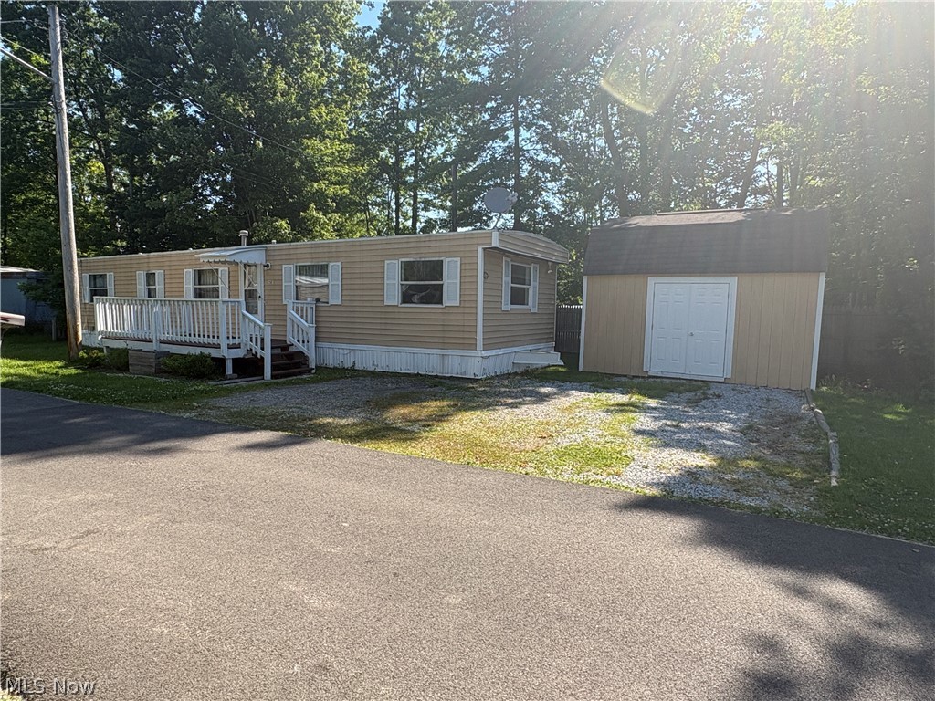 6800 Lake Road West Geneva OH 44041