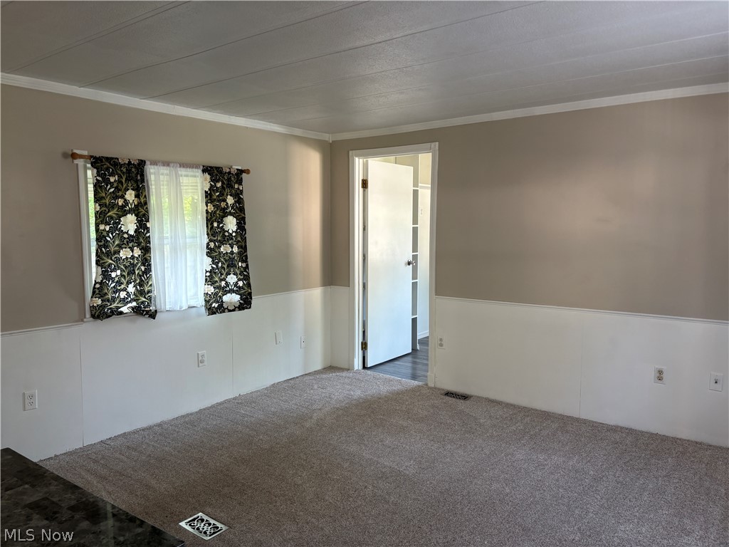 6800 Lake Road West Geneva OH 44041