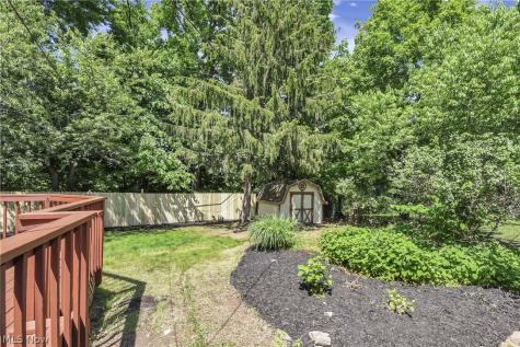 1581 N Circle View Drive Seven Hills OH 44131