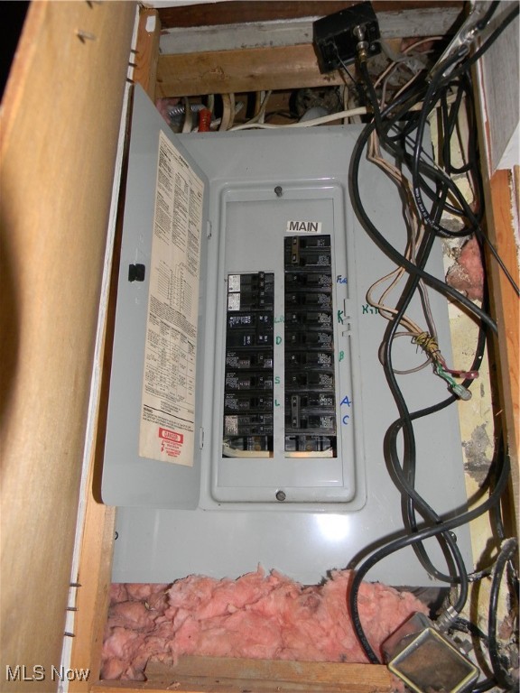 1141 Westwood Drive NW Warren OH 44485