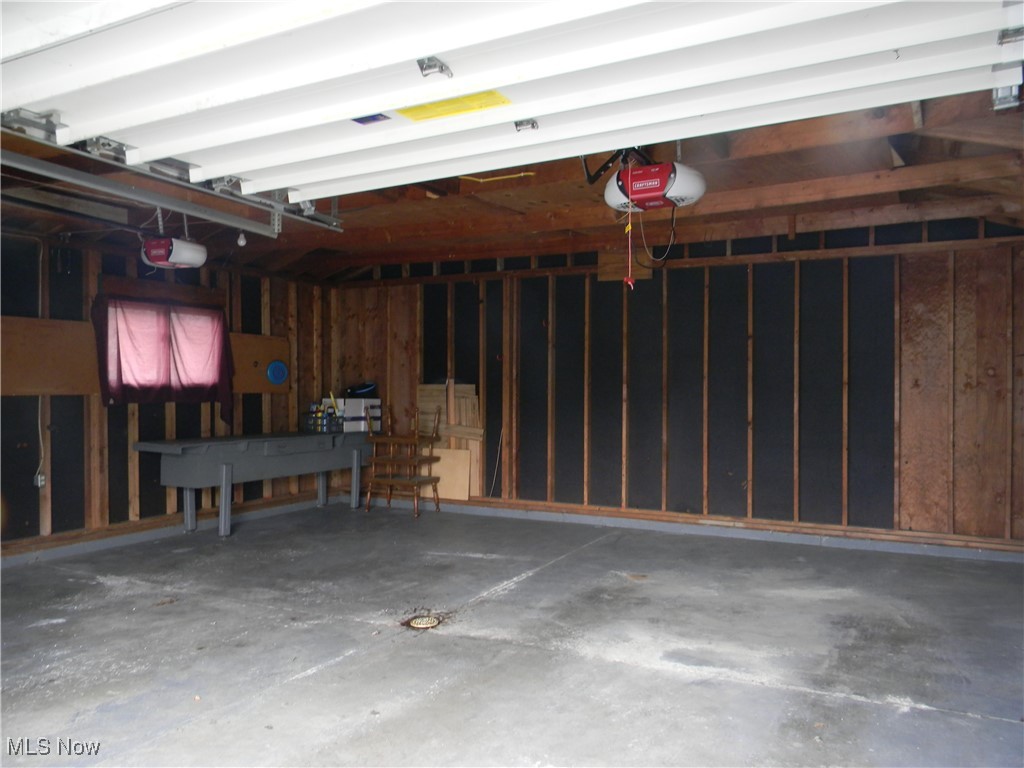 1141 Westwood Drive NW Warren OH 44485