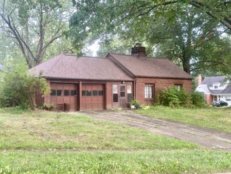 1006 Bennington Avenue NE Massillon OH 44646