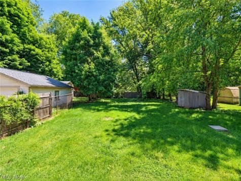 931 Crestline Drive Akron OH 44312