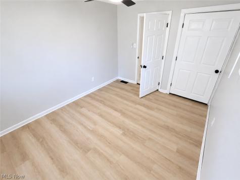 931 Crestline Drive Akron OH 44312