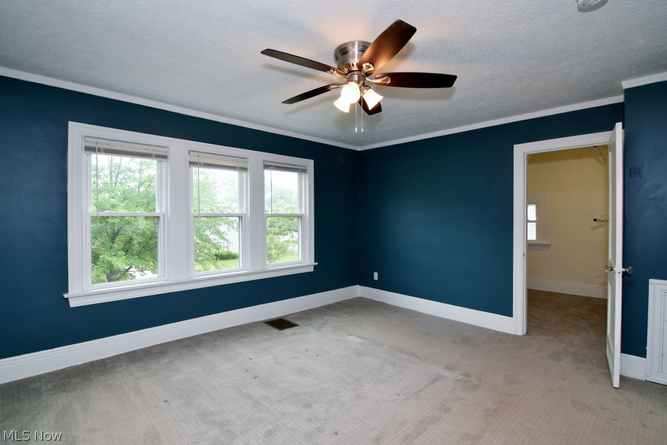 482 Moreley Avenue Akron OH 44320