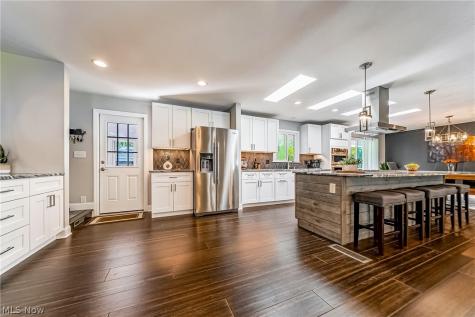 26105 Westwood Road Westlake OH 44145